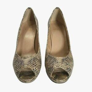 Stuart Weitzman Old Money sexy snakeskin peep toe Comfort snakeskin heels 10